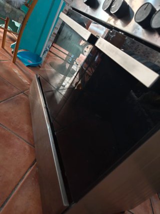 Cocina Corberó 5 fuegos + horno gas 60L