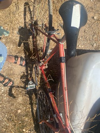 Bicicleta BH antigua para restaurar