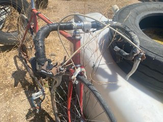 Bicicleta BH antigua para restaurar