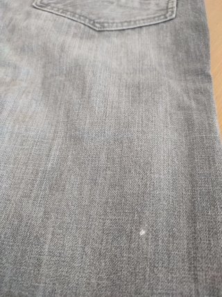Pantalón tejano gris hombre. Talla 42
