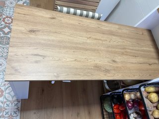 Mesa auxiliar cocina con estanterías