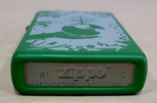 Accendino Zippo Verde Design Terra