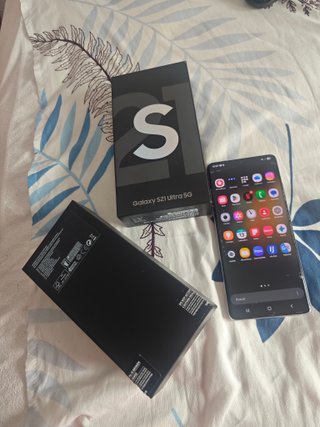 Samsung Galaxy S21 Ultra 5G usado. liberado línea