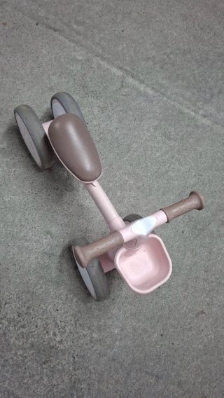 Bicicleta infantil 4 ruedas rosa