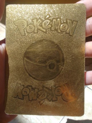 Carta Pokémon Pikachu VMAX Dorada Metal