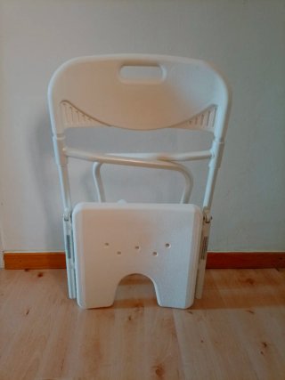 Silla plegable ortopédica para ducha