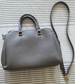 Bolso Parfois verde oliva con monedero