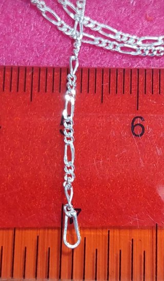 Cadena y Cruz de Plata de Ley