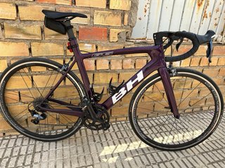 Bicicleta de carretera BH G6 Morada
