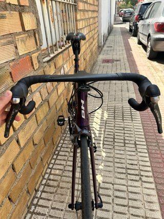 Bicicleta de carretera BH G6 Morada