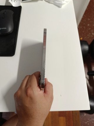 iPhone 13 Pro Max,77% batería en muy buen estado