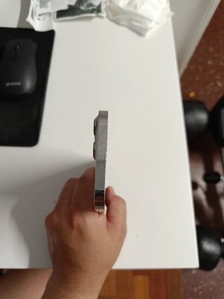 iPhone 13 Pro Max,77% batería en muy buen estado
