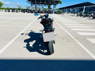 Honda CB125R 2021 Gris