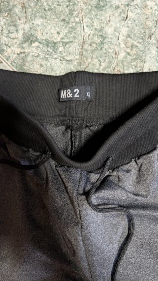 Pantalón corto deportivo hombre