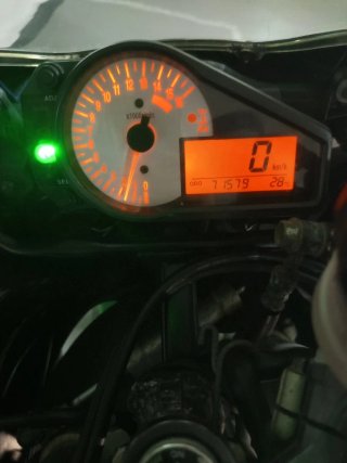 Suzuki GSX-R Deportiva Azul/Blanca