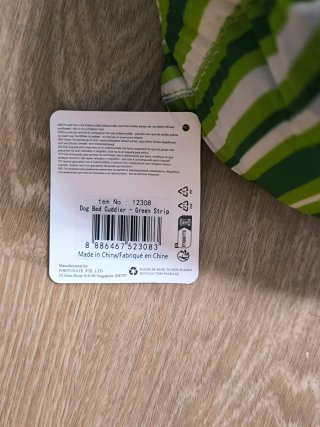 Cama para mascotas NUEVA a rayas verdes