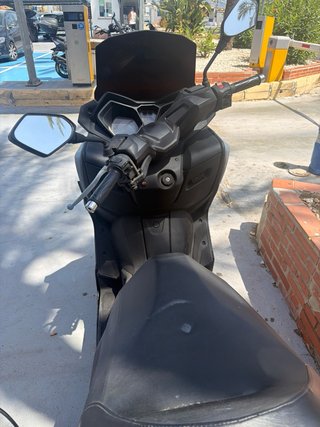 Wottan 125cc Maxi Scooter