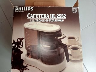 Cafetera Philips con jarra de cristal