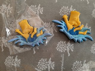 Último lote de 2 imanes Bart Simpson