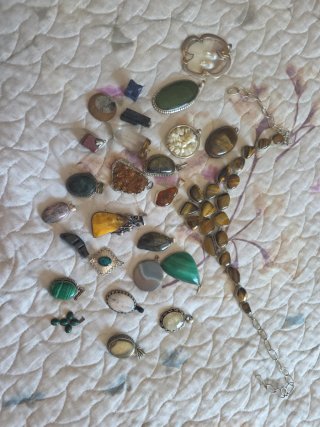 Lote Colgantes minerales
