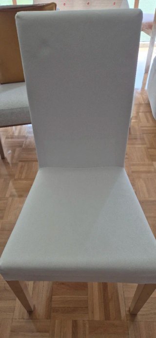 4 sillas IKEA HARRY con fundas blancas – Impecable