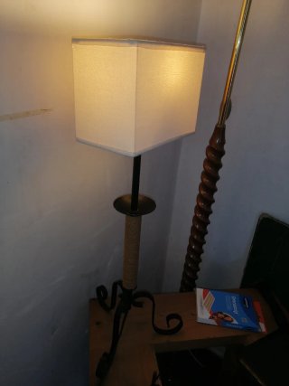 Lámpara de diseño moderno