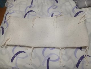 Cubre cunas blanco con topitos