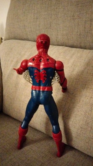 Figura Spiderman con frases