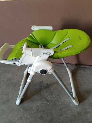 Trona Peg Perego verde