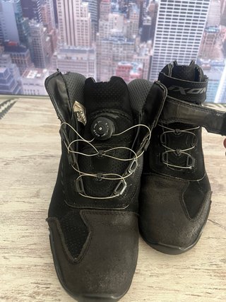 Botines verano Moto Ixon Airflow T42/43 y Michelin