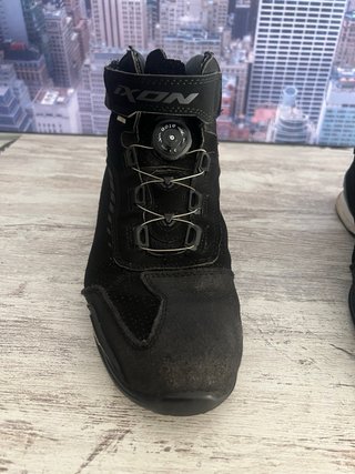 Botines verano Moto Ixon Airflow T42/43 y Michelin