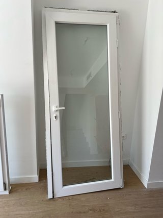 Puerta ventana con cierre seguridad
