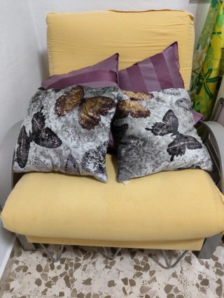 Sillón cama con somier de lamas.