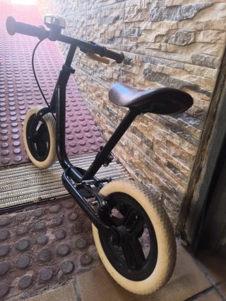 Bicicleta sin pedales para niños