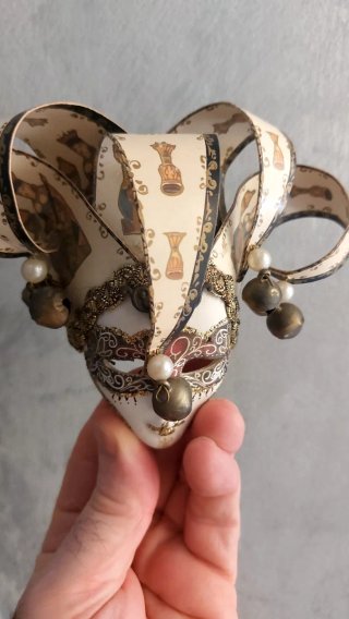 Maschera veneziana decorata