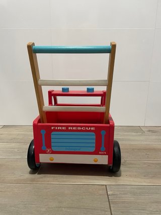 Coche de bomberos de madera para niños