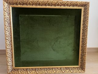 Marco Antiguo Dorado Terciopelo Verde