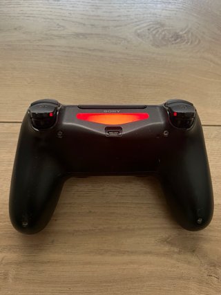 PS4 1TB + Mando Original - Funciona perfectamente
