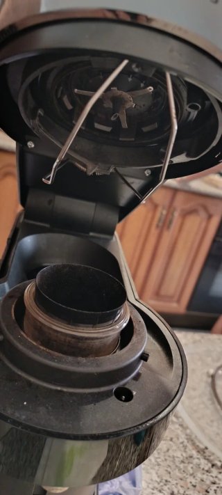 Cafetera Nespresso Negra
