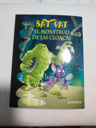 Lote de tres libros variados.