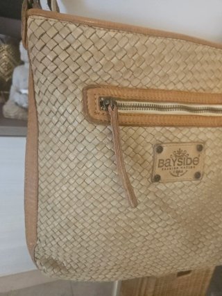 Borsa Bayside in pelle intrecciata