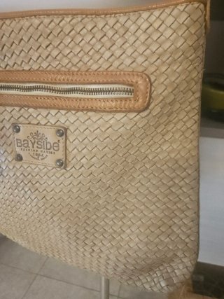 Borsa Bayside in pelle intrecciata