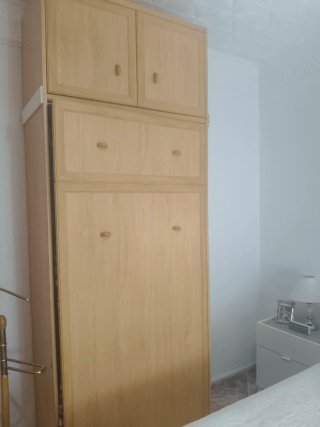 3 Muebles Modulares Madera Beige/Marrón.