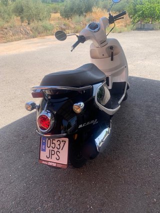 Daelim Aroma YC 125 Scooter 125cc
