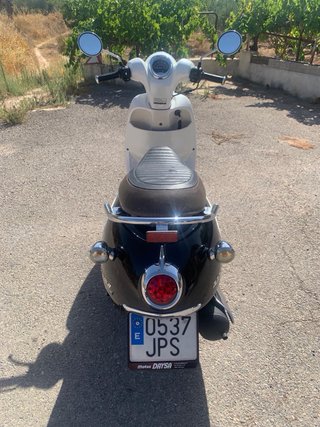 Daelim Aroma YC 125 Scooter 125cc