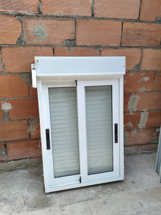 Ventana aluminio corredera + mosquitera