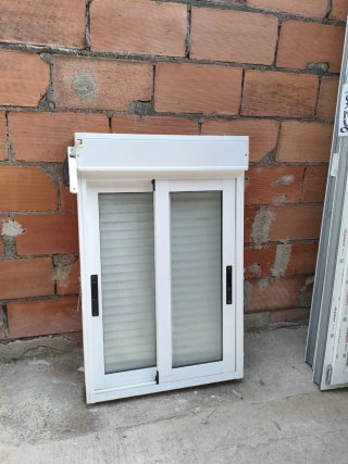 Ventana aluminio corredera + mosquitera