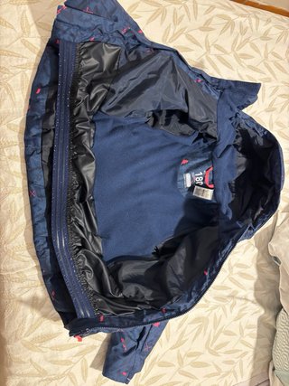 Chaqueta de esquí Wedze azul y roja, talla 5 años.