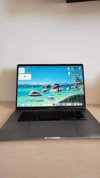 MacBook Pro 16 i9 32ram  2019