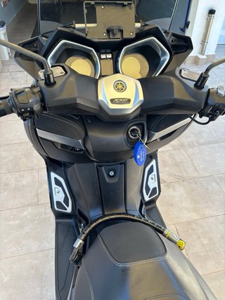 Yamaha XMAX 250 Iron Max Negra/Gris